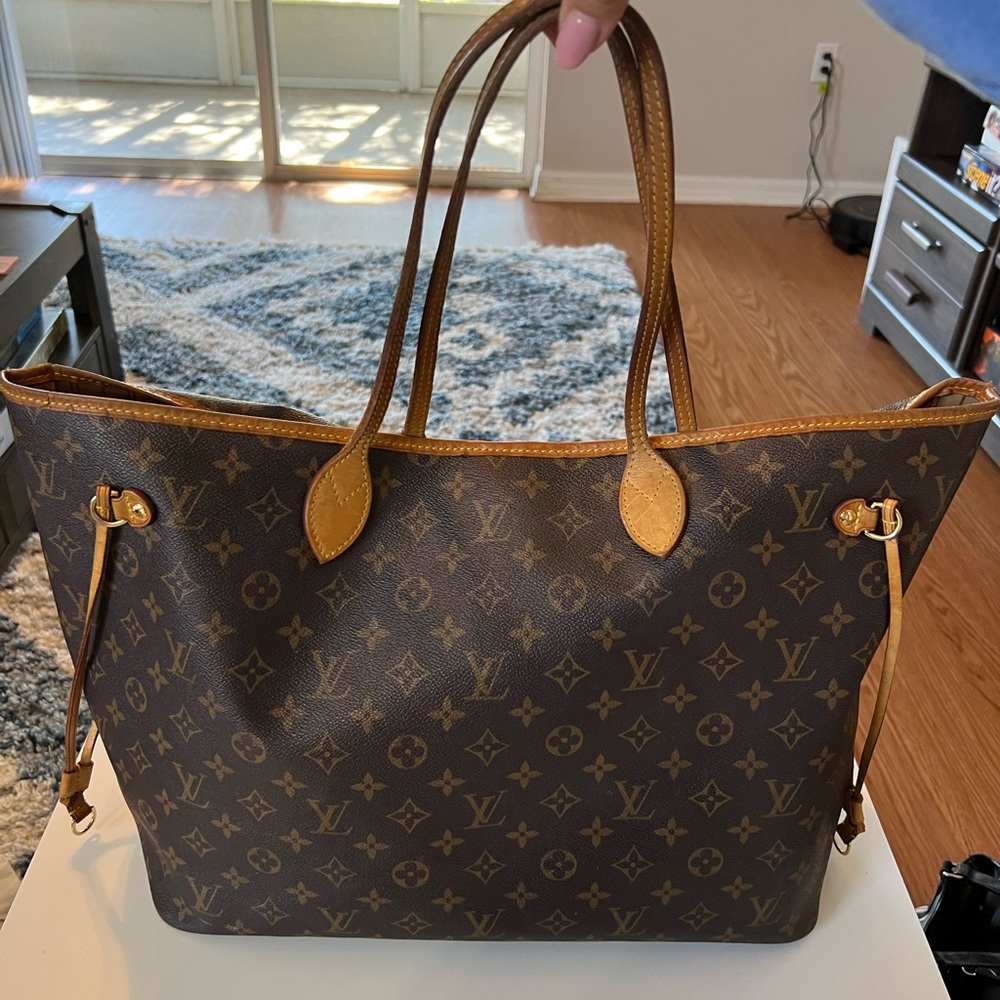 LV Neverfull GM!